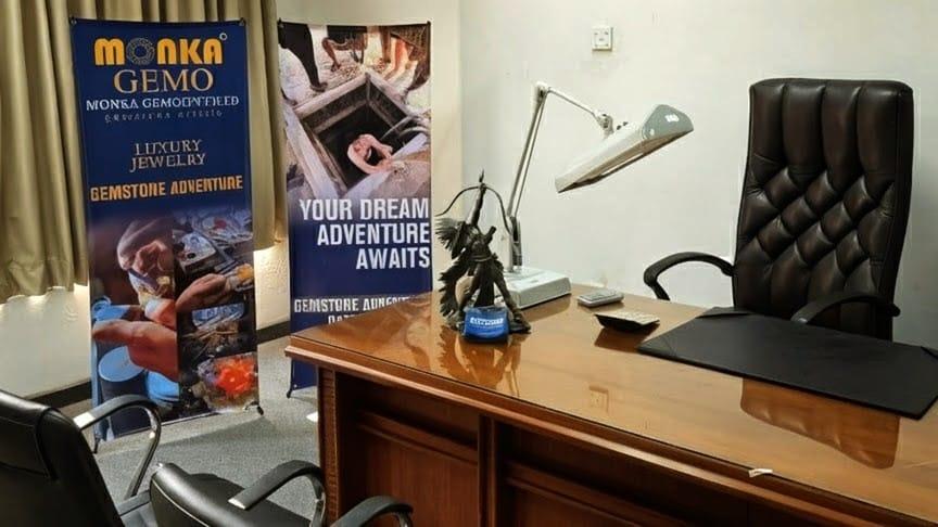 MONKA GEMO Gemstones